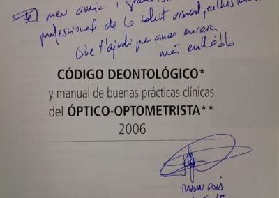 Código deontológico firmado por Ramon Solà