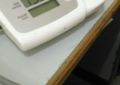También tomamos la presión y el azúcar en sangre en las ópticas.