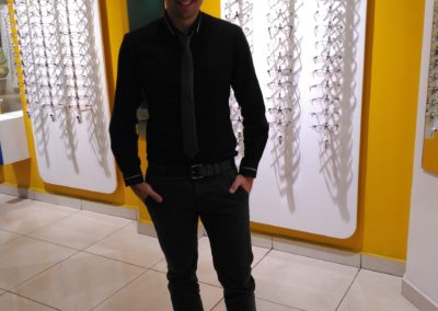 Con el uniforme de trabajo